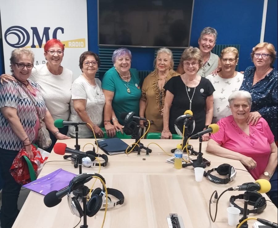 Programa en la radio comunitaria Onda Merlín, de Villaverde Bajo, Madrid.